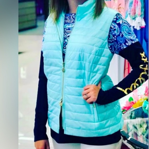 Lilly Pulitze Elyn Down Vest Blue Puffer Vest - Picture 3 of 12